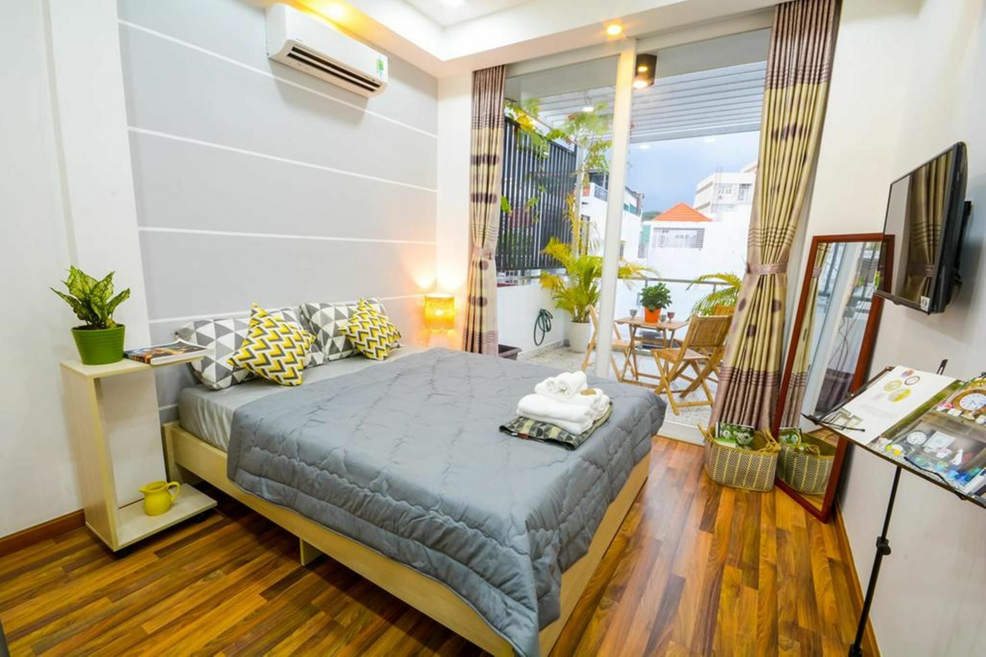The Nguyens Cafe Nhc Hotel โฮจิมินห์ซิตี้ ภายนอก รูปภาพ
